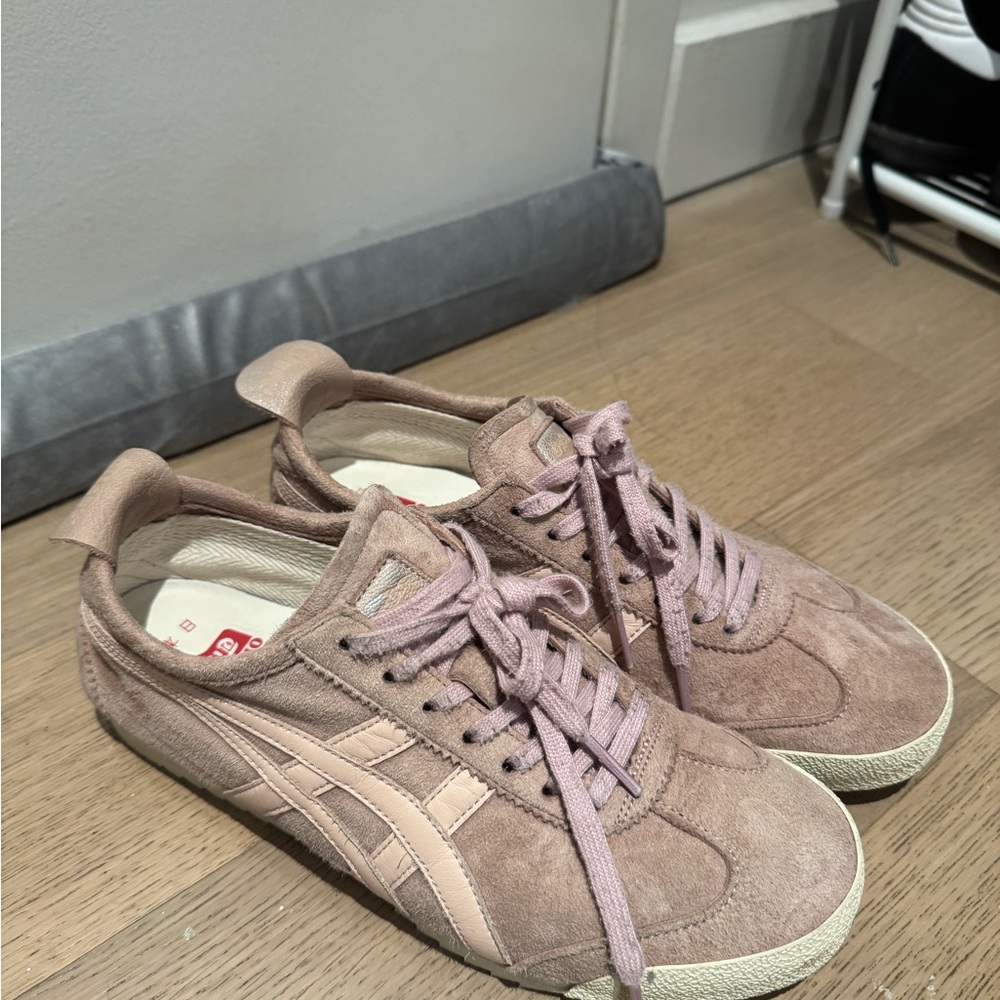Pink Onitsuka Tiger Mexico 66 Deluxe Sneakers